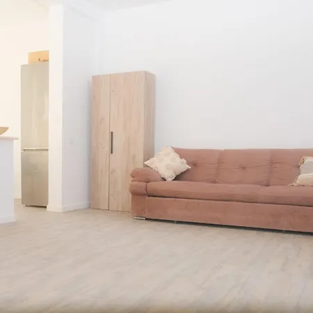 Ada Navodari Apartment *